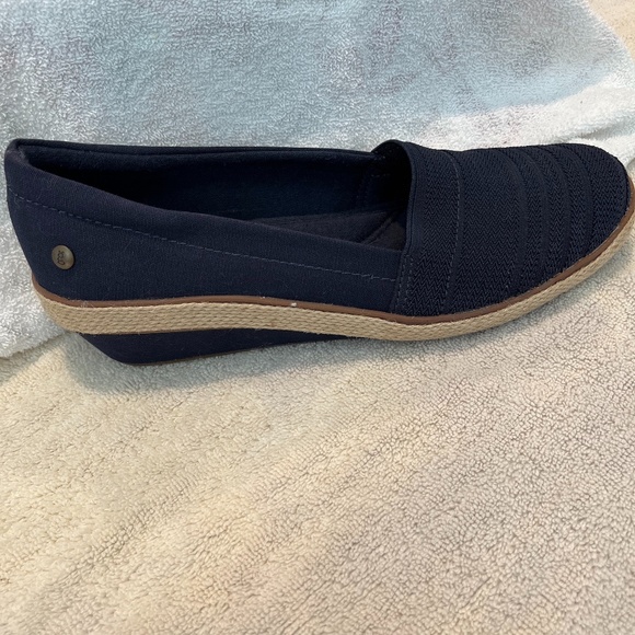 Shoes Quinn Wedge Shoe Navy 7m Poshmark